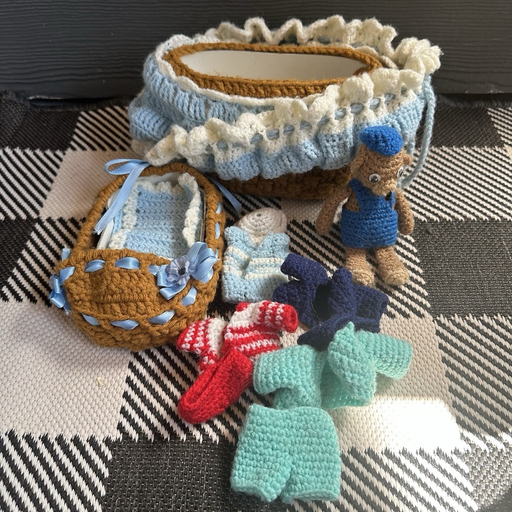 Vintage Handmade Crochet Bear In A Bag With A Bed And‎ Clothes Kids Play Fun